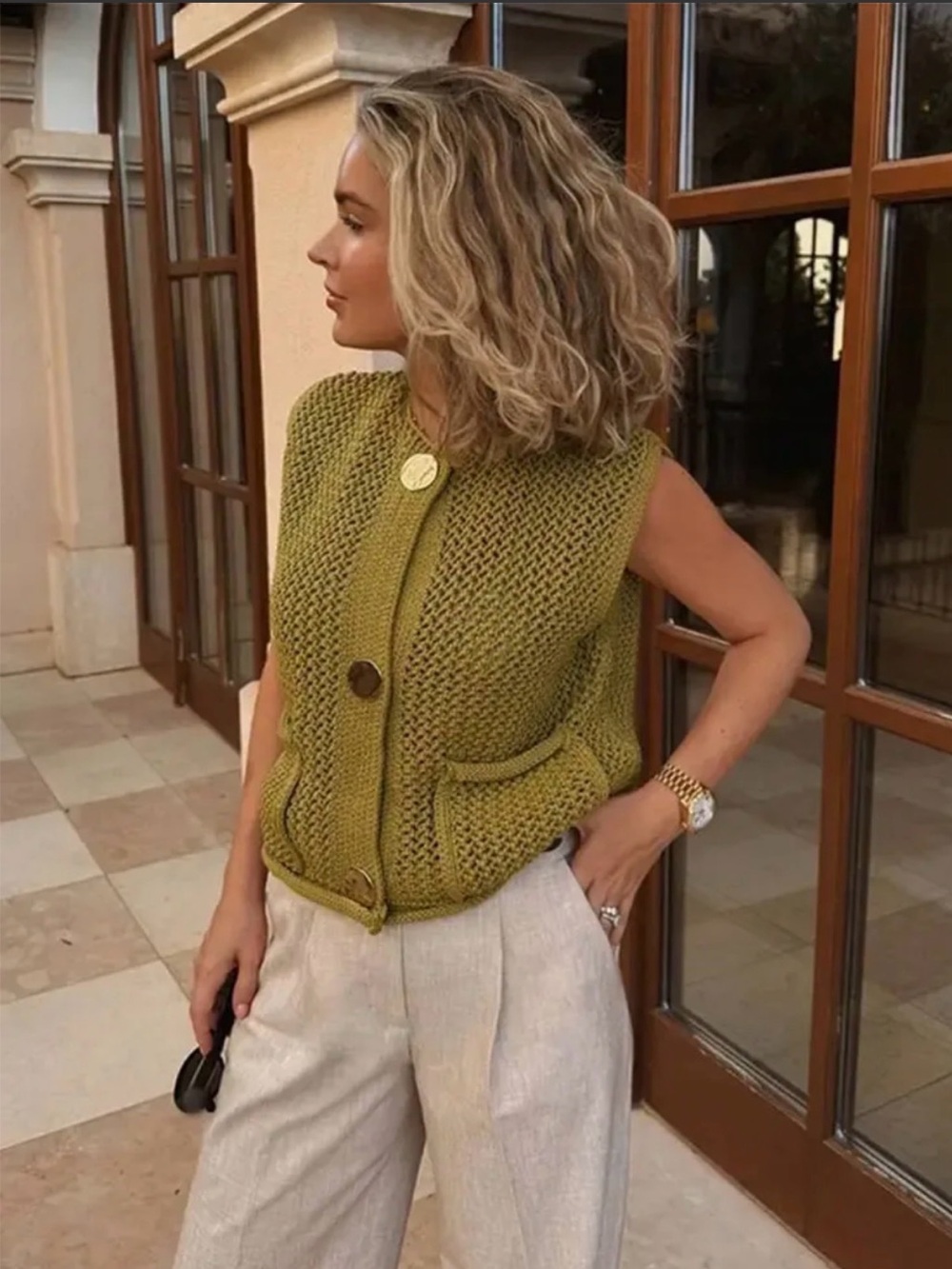 Vigoss chunky knit textured sweater vest